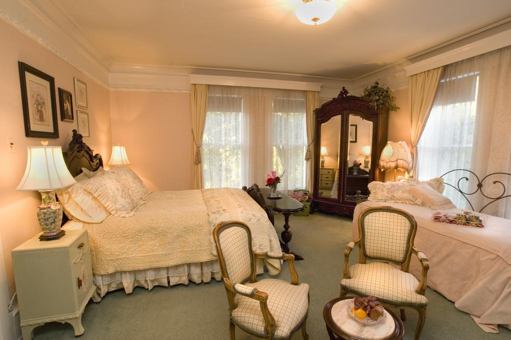 פסדינה The Bissell House Bed & Breakfast מראה חיצוני תמונה